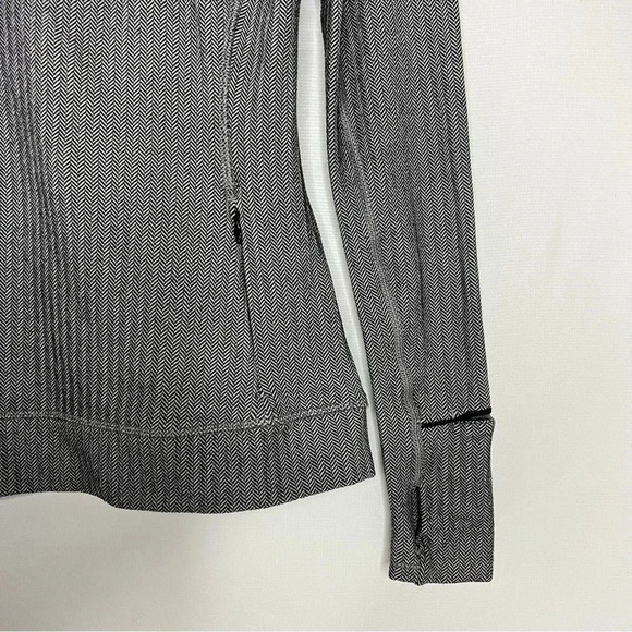 Lululemon Think Fast Long Sleeve Heathered Herringbone Heathered Black Size 4 - Picture 8 of 12